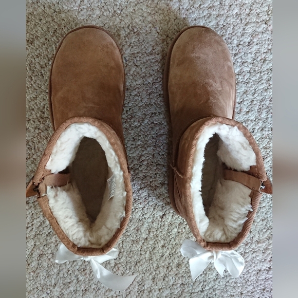 UGG Classic mini Bailey zip boots in light brown size 10 - Picture 9 of 16